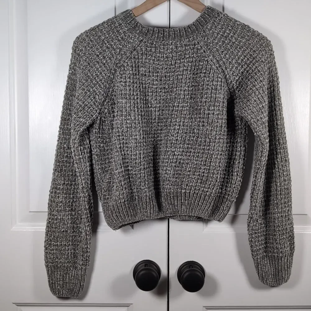 Altar'd State grey chunky knit cropped crewneck sweater soft cozy pullover top - Picture 5 of 5
